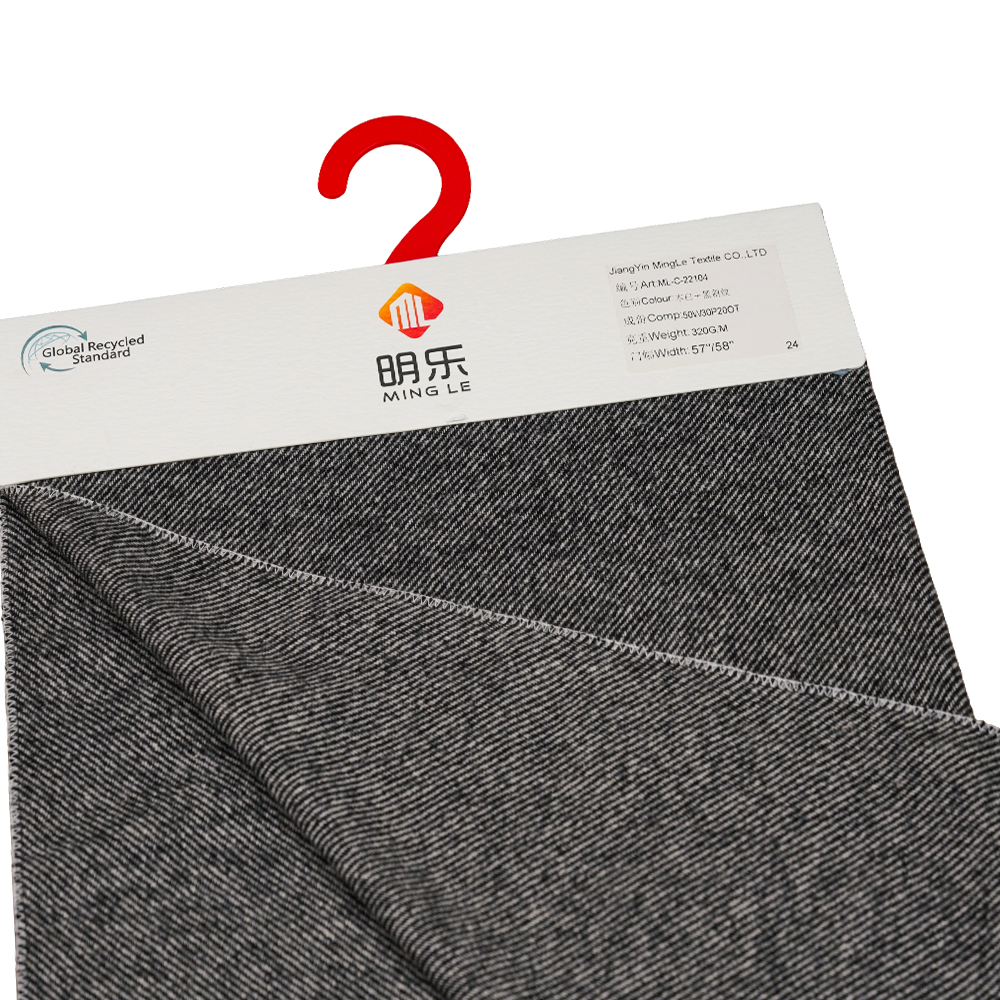 50% Uld, 30% Polyester, 20% Andre Fiber, 320G/M, Off-White + Sort, Twill Flanell Stof, ML-C-22104